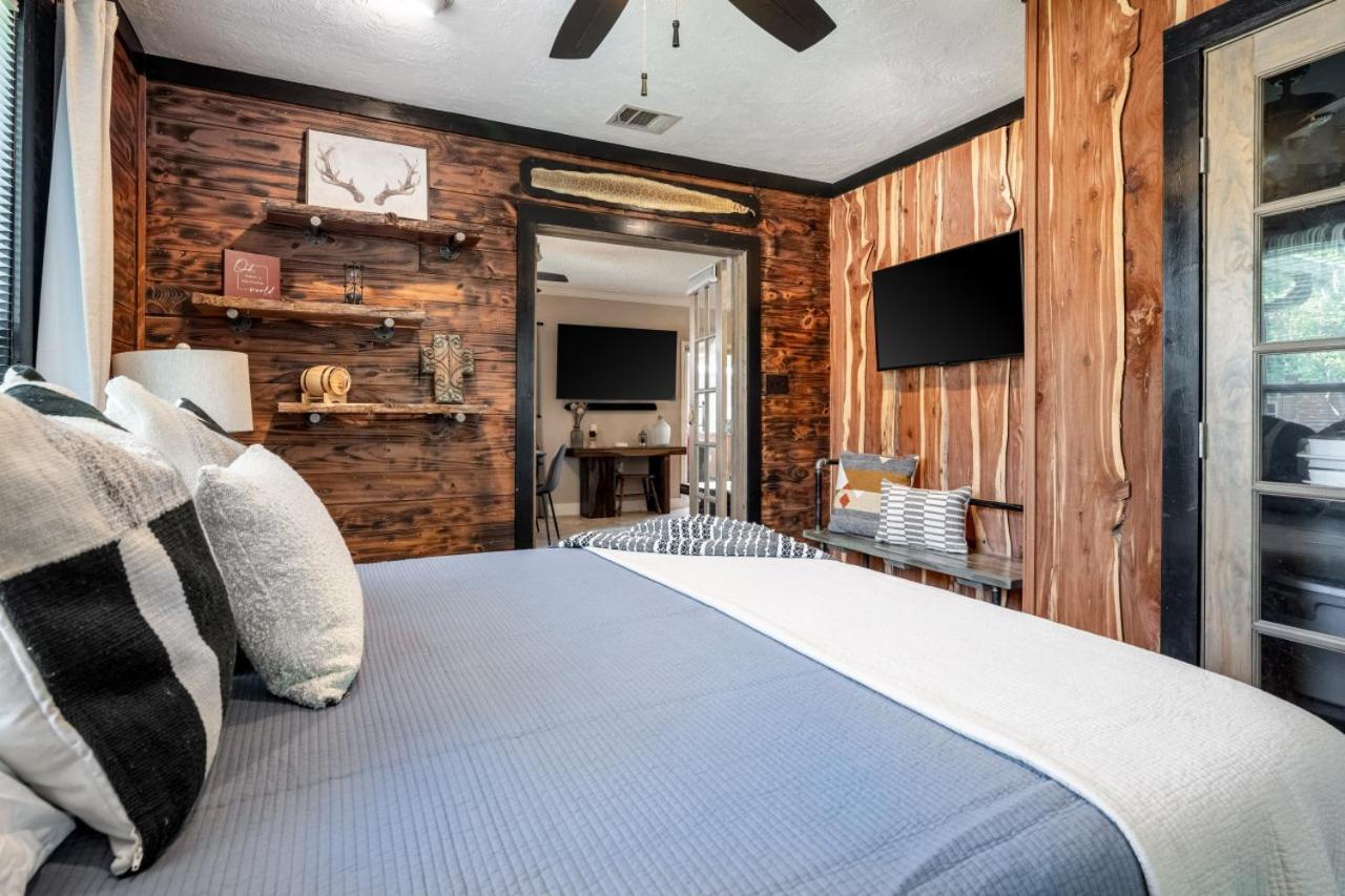 Вилла Ol Sarge Retreat Outdoor Amenities Cozy Charm Брайан Экстерьер фото